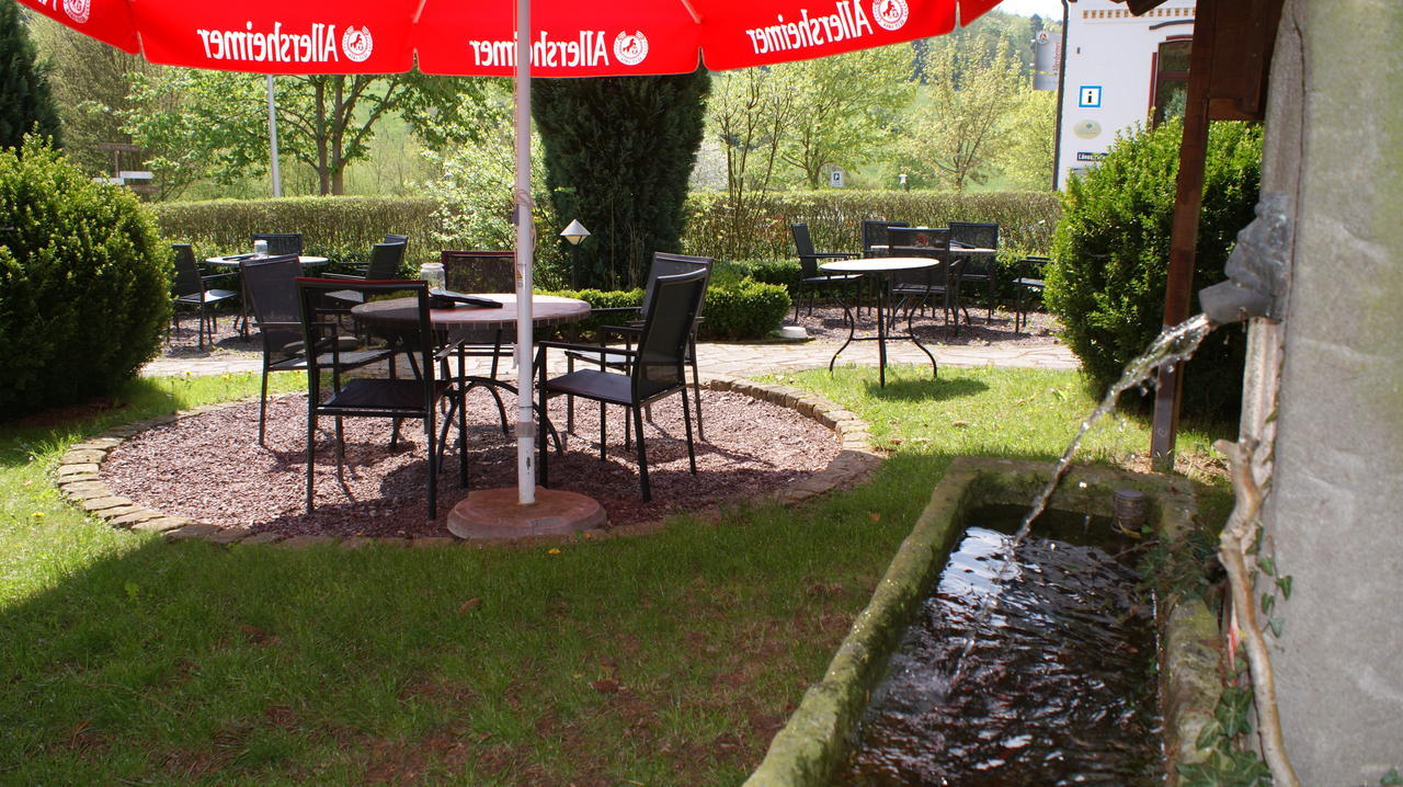 Landhotel Loenskrug Hellental Extérieur photo